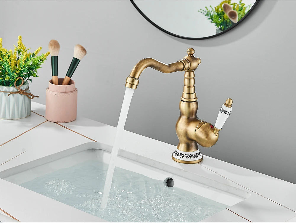 Kitchen Sink Faucets Antique Brass Single Handle Kitchen Basin Faucets Deck Mounted Hot & Cold Water Mixer Basin Sink Taps