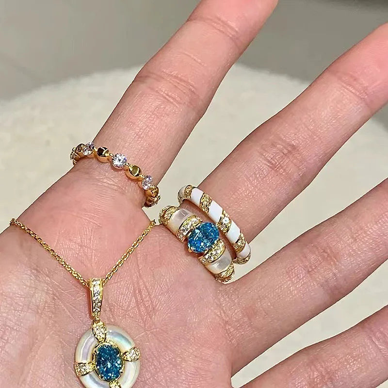 Classic blue jewelry set