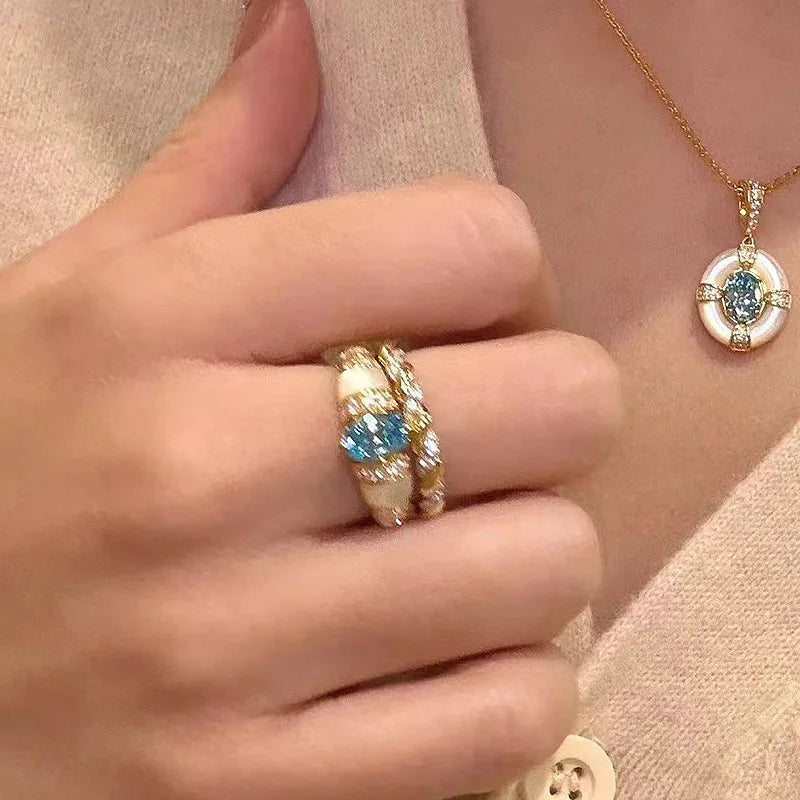 Classic blue jewelry set