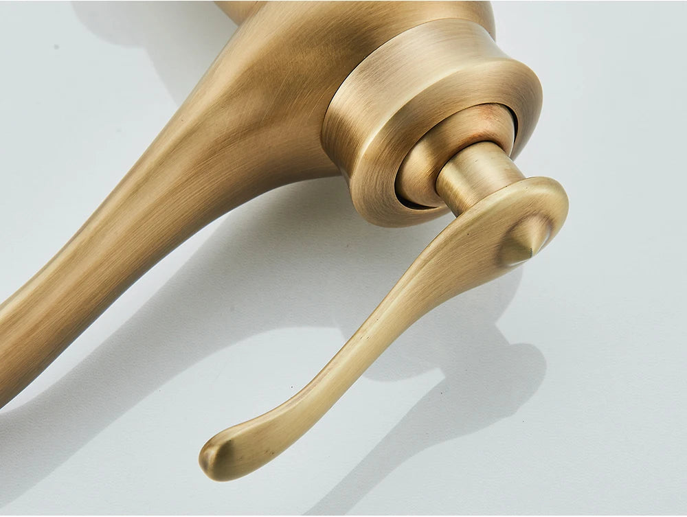 Kitchen Sink Faucets Antique Brass Single Handle Kitchen Basin Faucets Deck Mounted Hot & Cold Water Mixer Basin Sink Taps