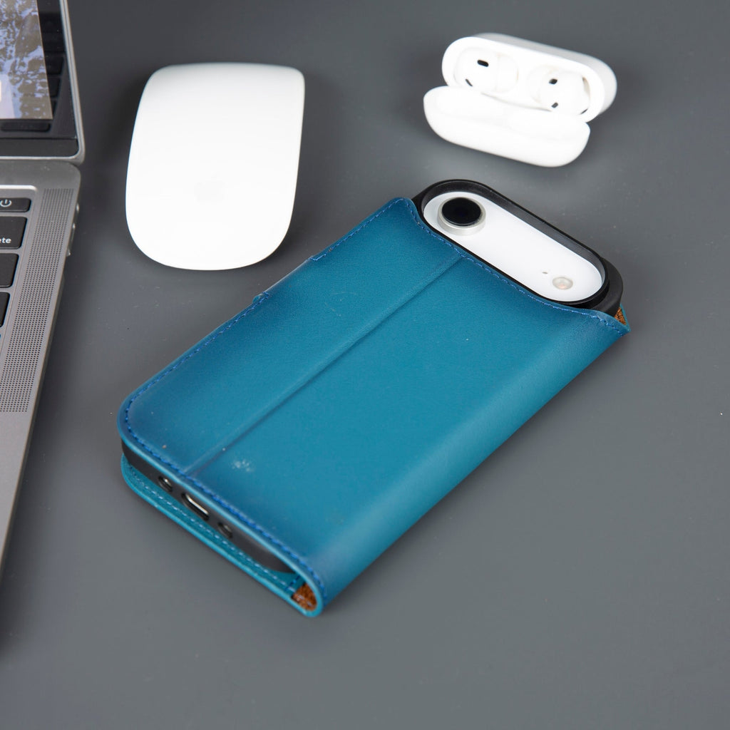 Casper iPhone 17 Air Leather Wallet Case – MagSafe Compatible